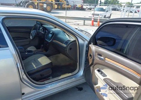 2012 Chrysler 300C Luxury Series из США, поврежденный, VIN 2C3CCAPT4CH253966